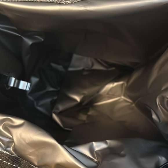 Cooler backpack 18 cans - Picture 3 of 8